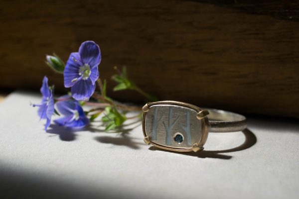 Birch tree ring with forget me nots